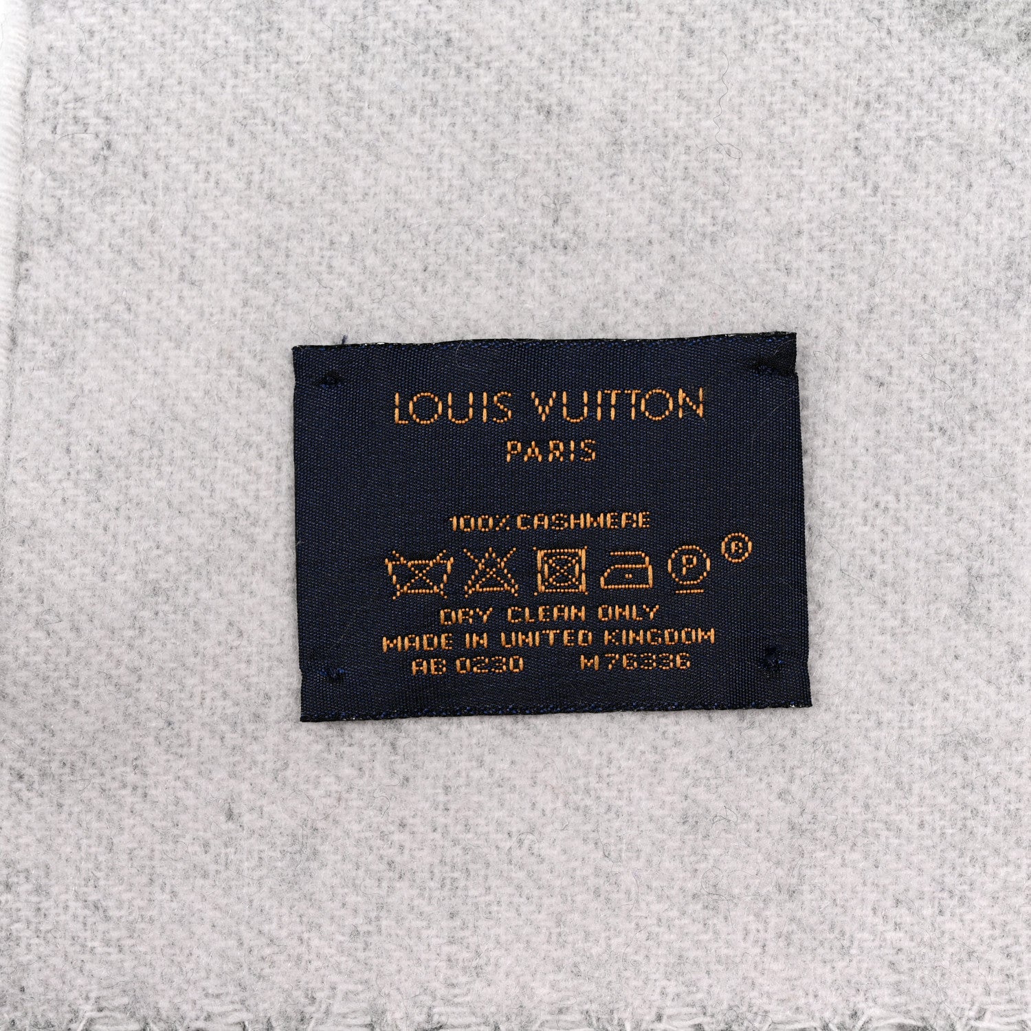 Louis Vuitton Cashmere Monogram Degrade Reykjavik Scarf Black 3 of 3