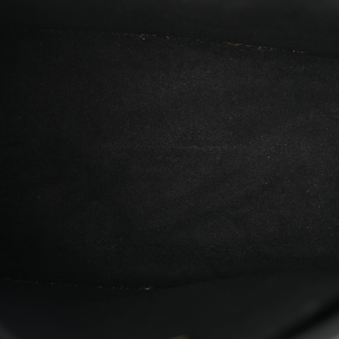 Vernis Epi Monogram Spring Street Black Black