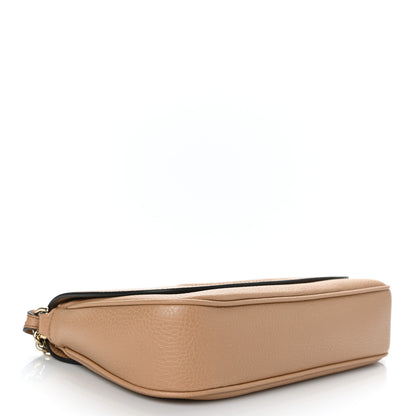 Gucci Pebbled Calfskin Medium Soho Flap Crossbody Camelia 4 of 9