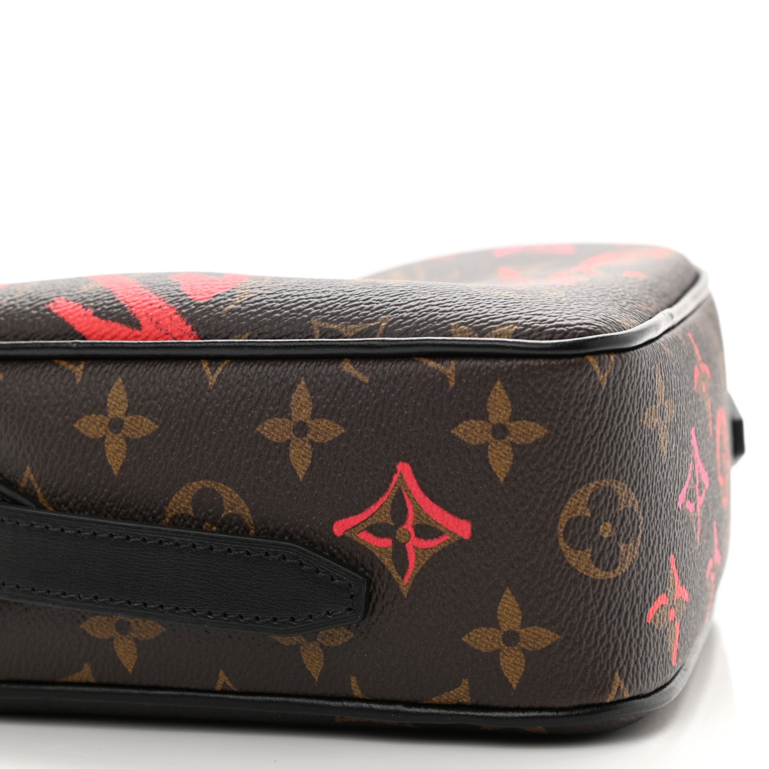 Louis Vuitton Monogram Fall In Love Sac Coeur 8 of 9