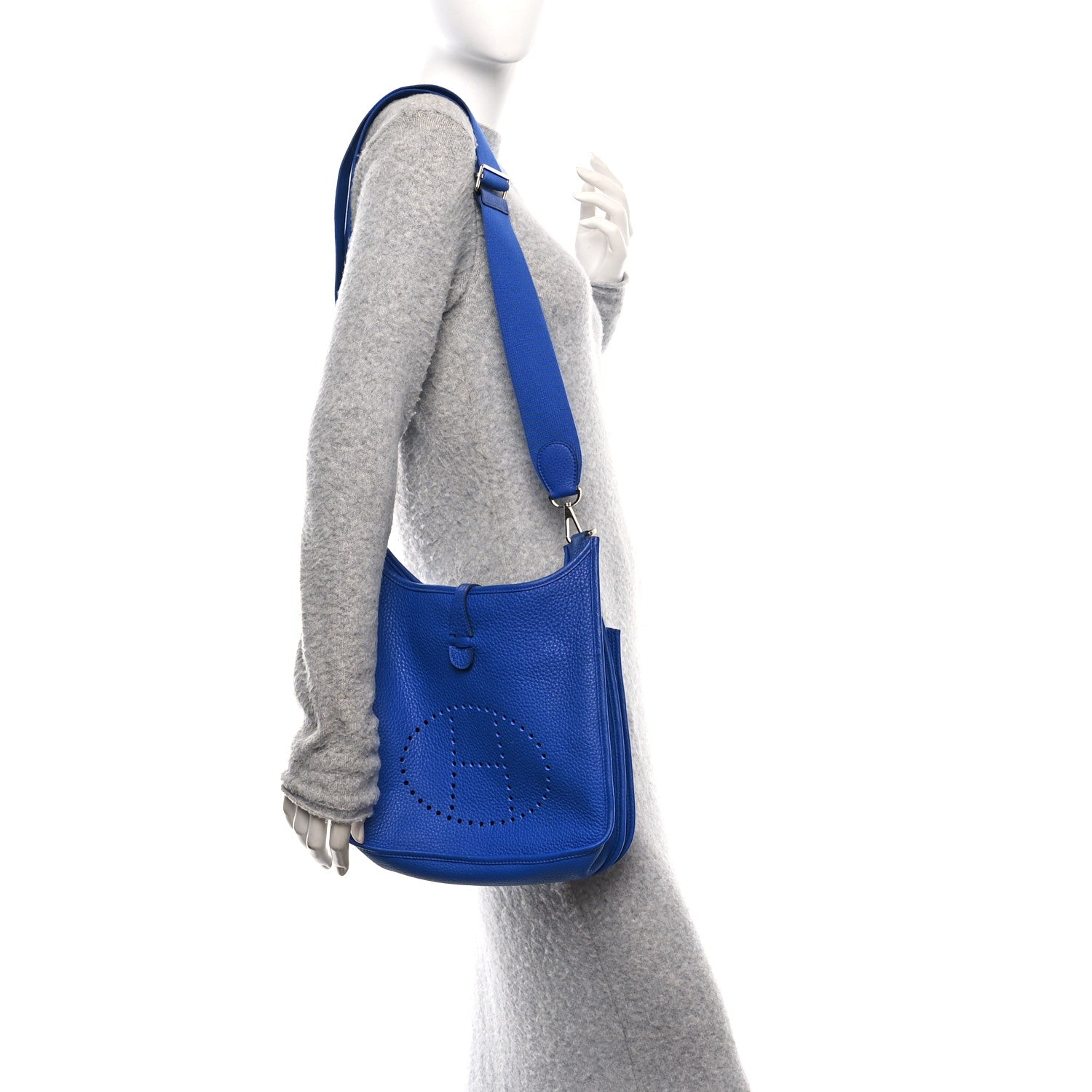 Hermes Taurillon Clemence Evelyne III PM Bleu Royal 2 of 11
