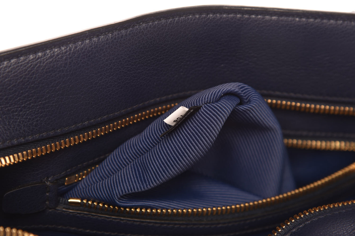 Vitello Daino Shoulder Bag Baltico