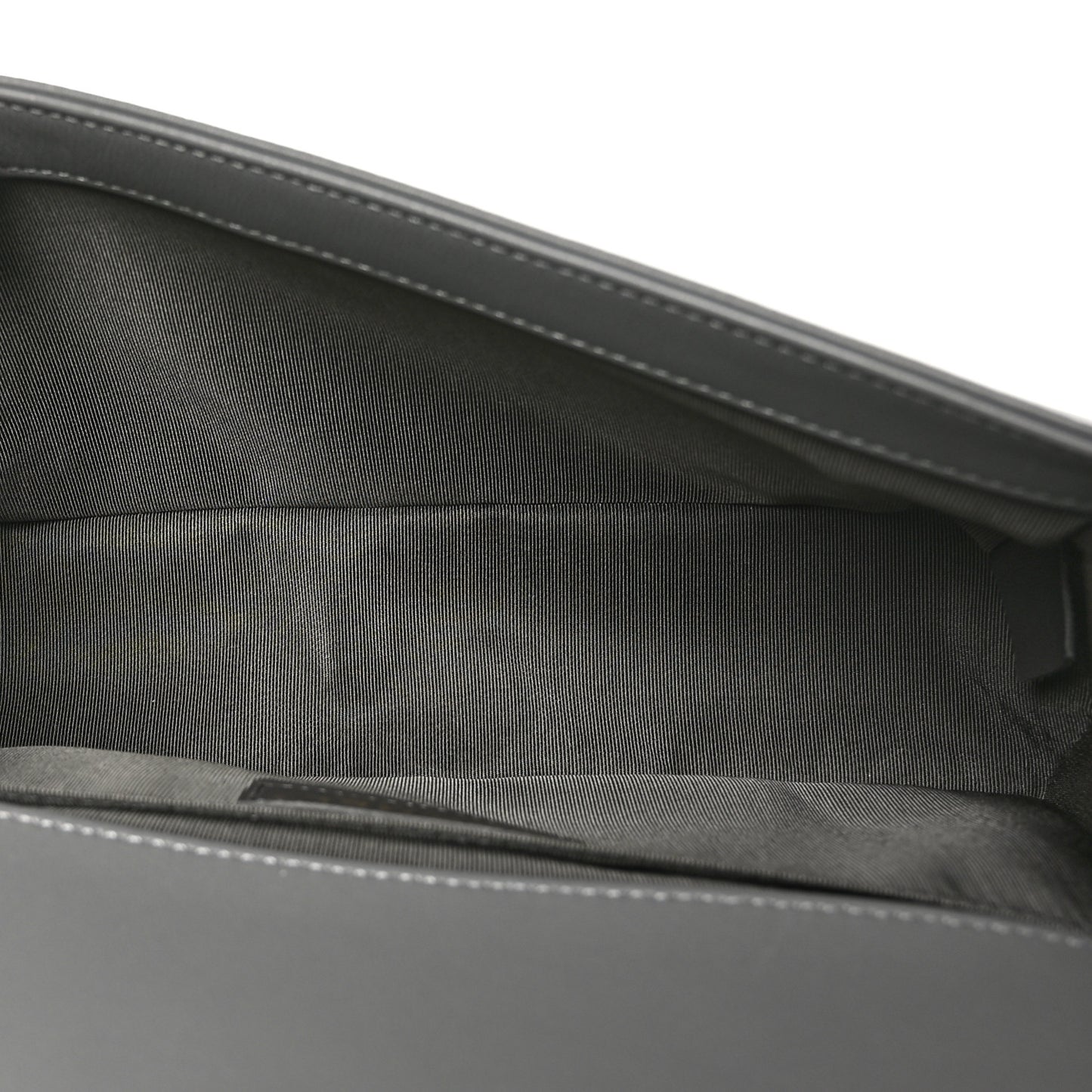 Lambskin Quilted Medium Boy Flap Grey