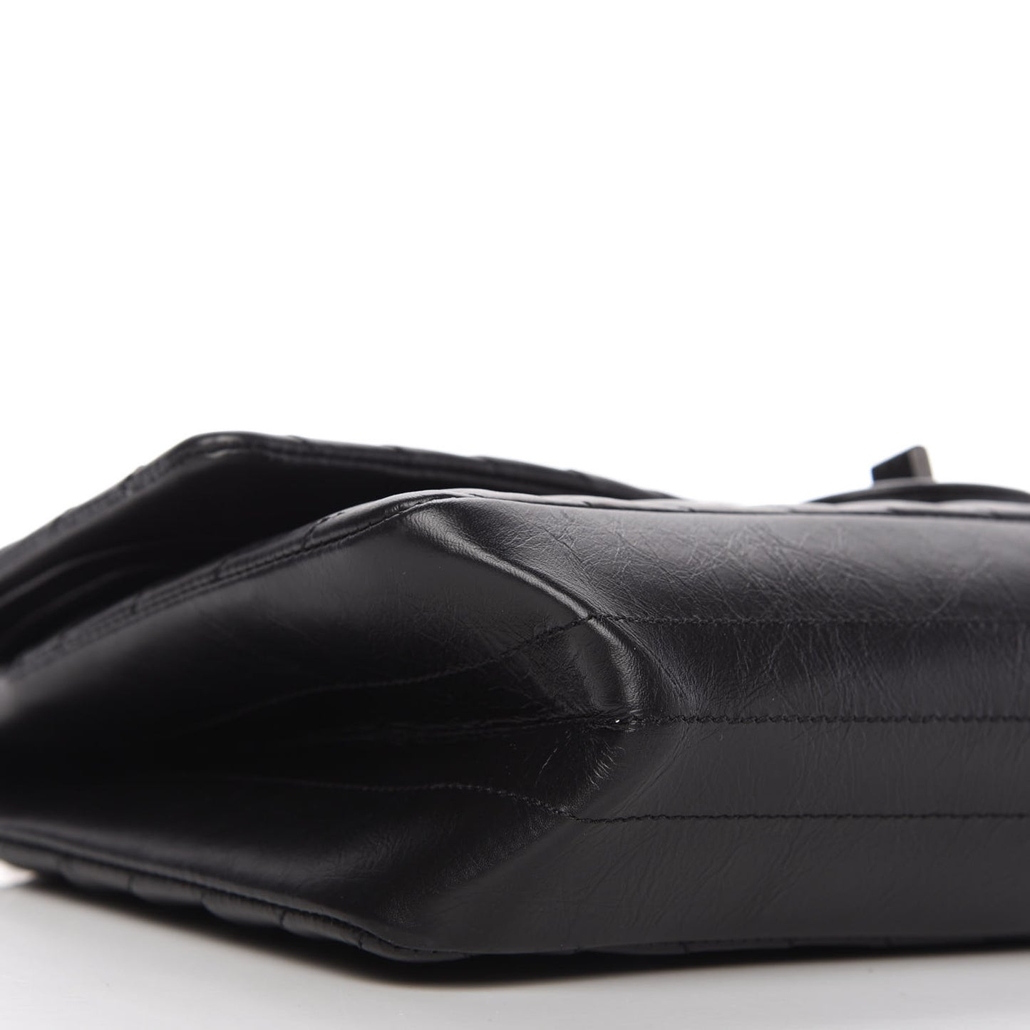 Aged Calfskin Chevron Quilted 2.55 Reissue 226 So Black