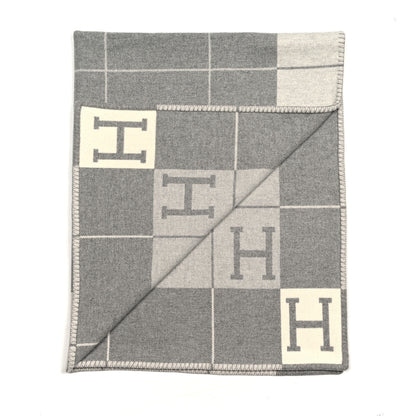 Hermes Wool Cashmere Avalon III Blanket Ecru Gris Clair 2 of 3