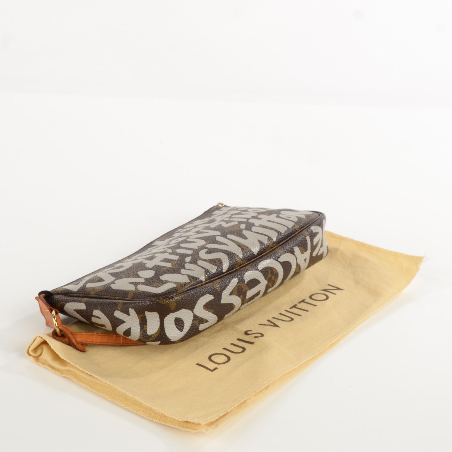 Louis Vuitton Monogram Graffiti Pochette Accessories Silver 4 of 7