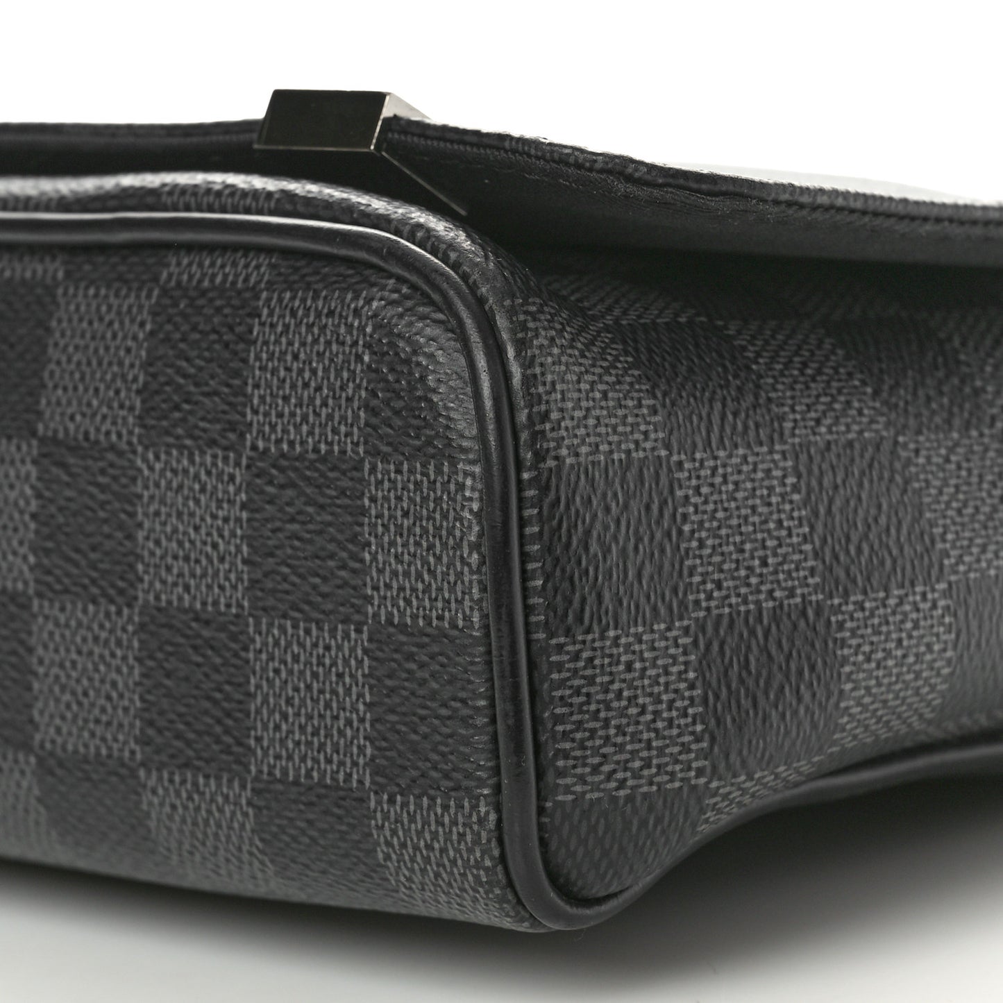 Damier Graphite District PM