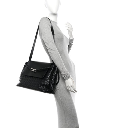 Bottega Veneta Calfskin Intrecciato Medium Andiamo Messenger Bag Black 2 of 11