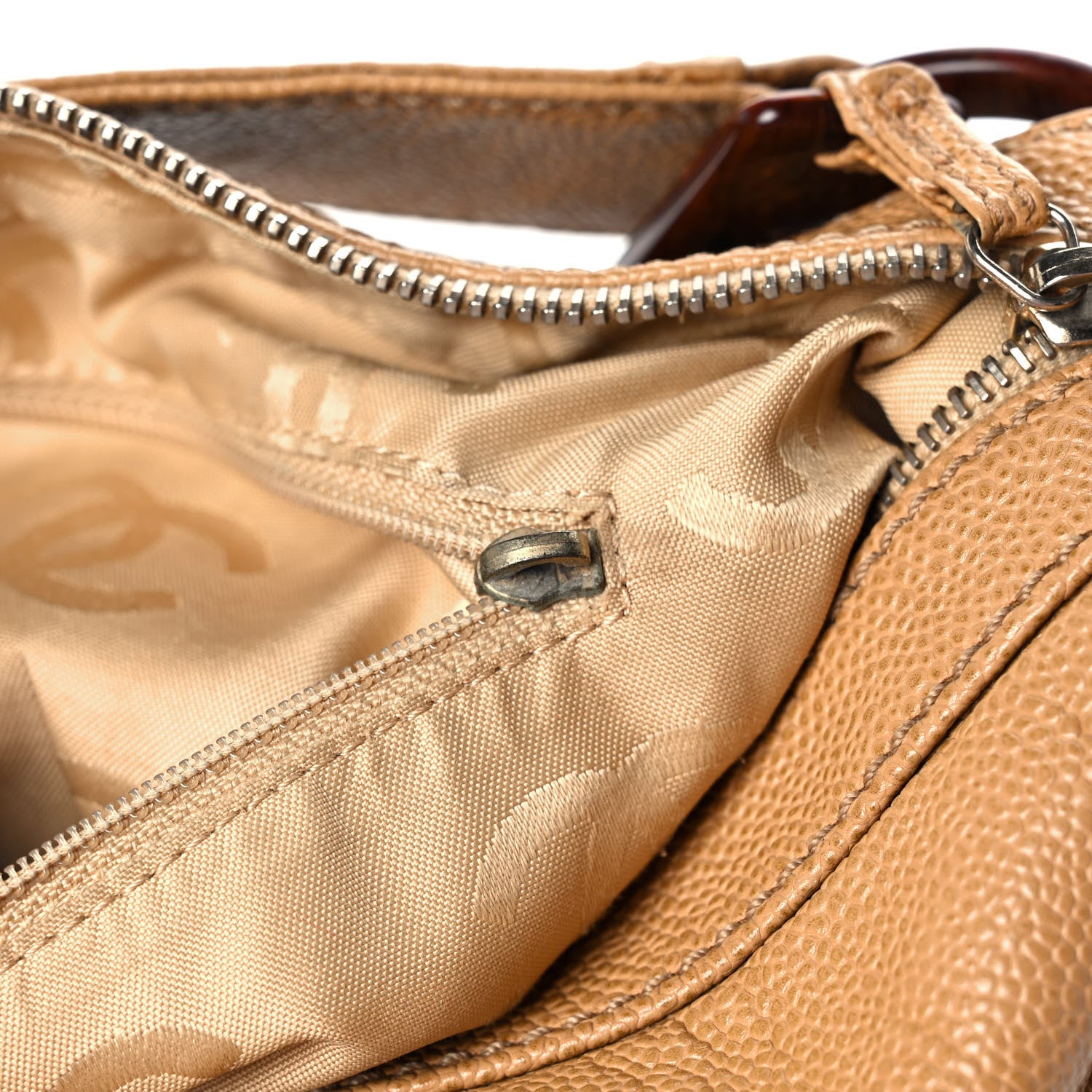 Chanel Caviar CC Wood Chain Hobo Maize 12 of 12