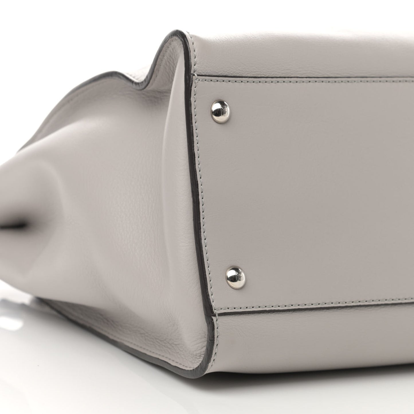 Vitello Dolce Shiny Nappa Large Peekaboo Iconic Satchel Grey
