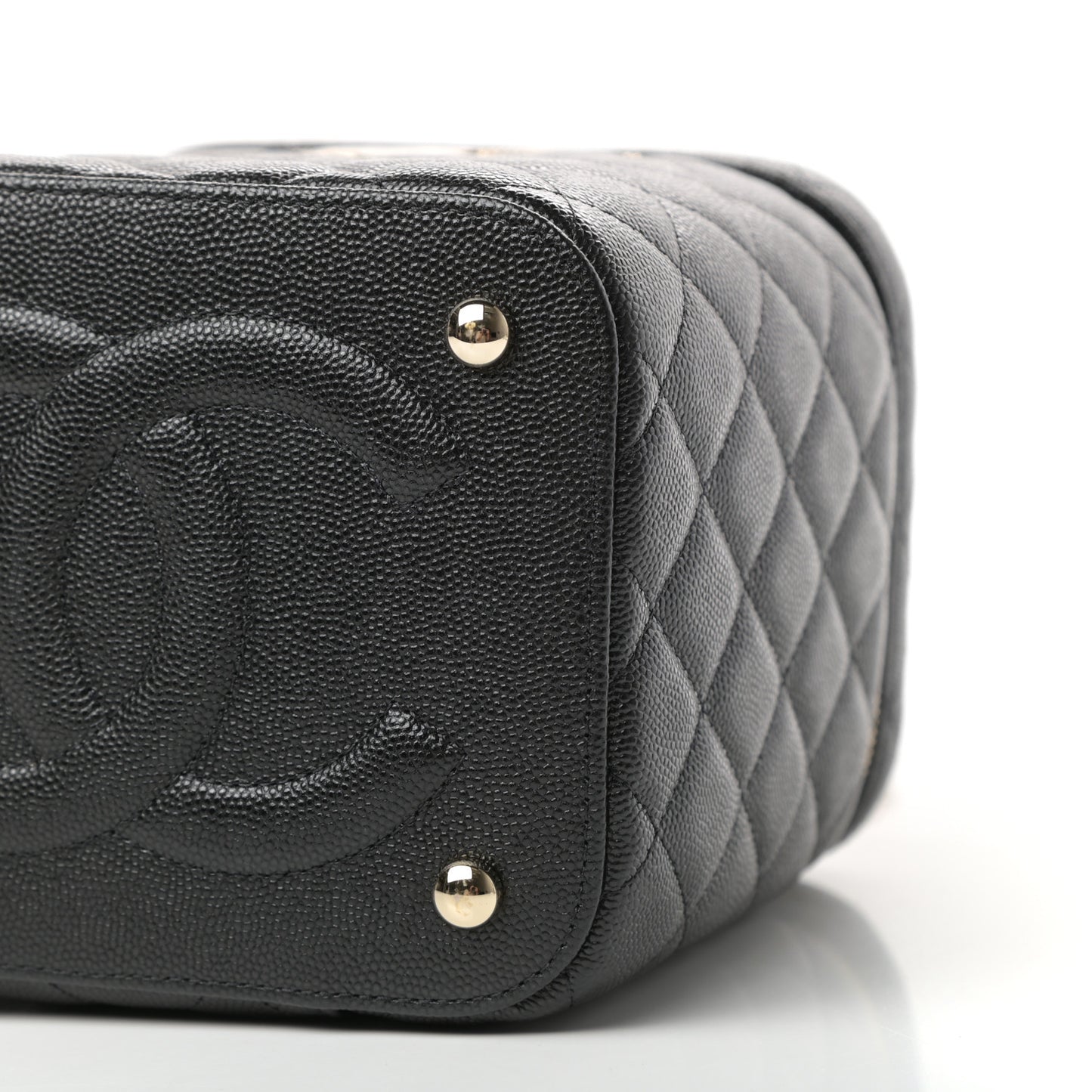 Caviar Quilted Small Top Handle Vanity Case With Chain Black