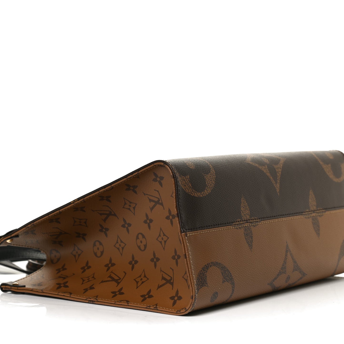 Reverse Monogram Giant Onthego MM