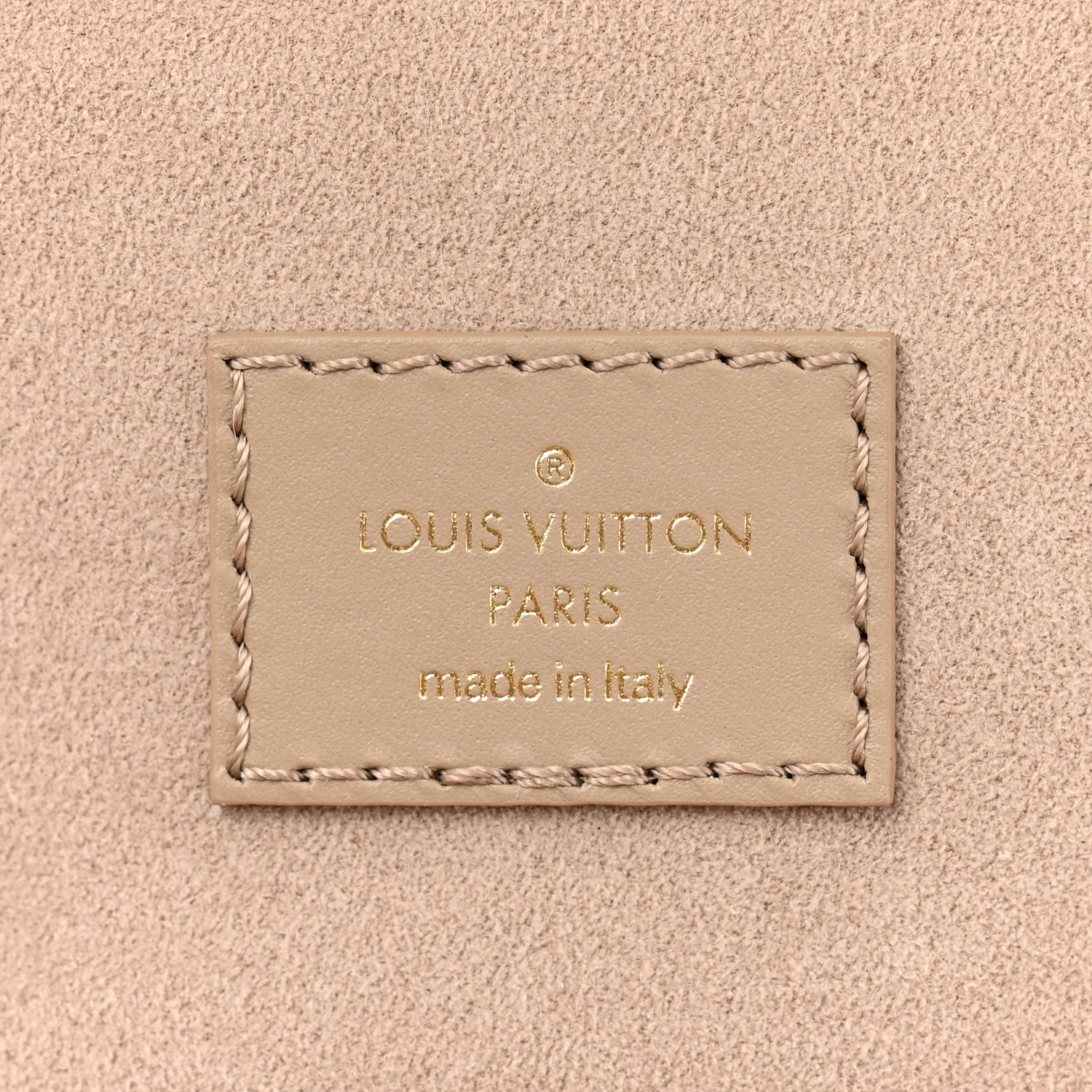 Louis Vuitton Empreinte Monogram Giant Vanity PM Tourterelle 6 of 9