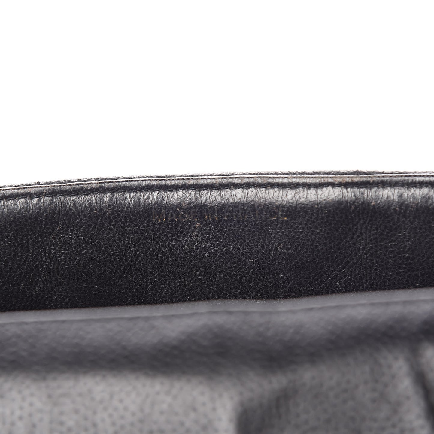 Caviar Vertical Quilted Jumbo Single Flap Black