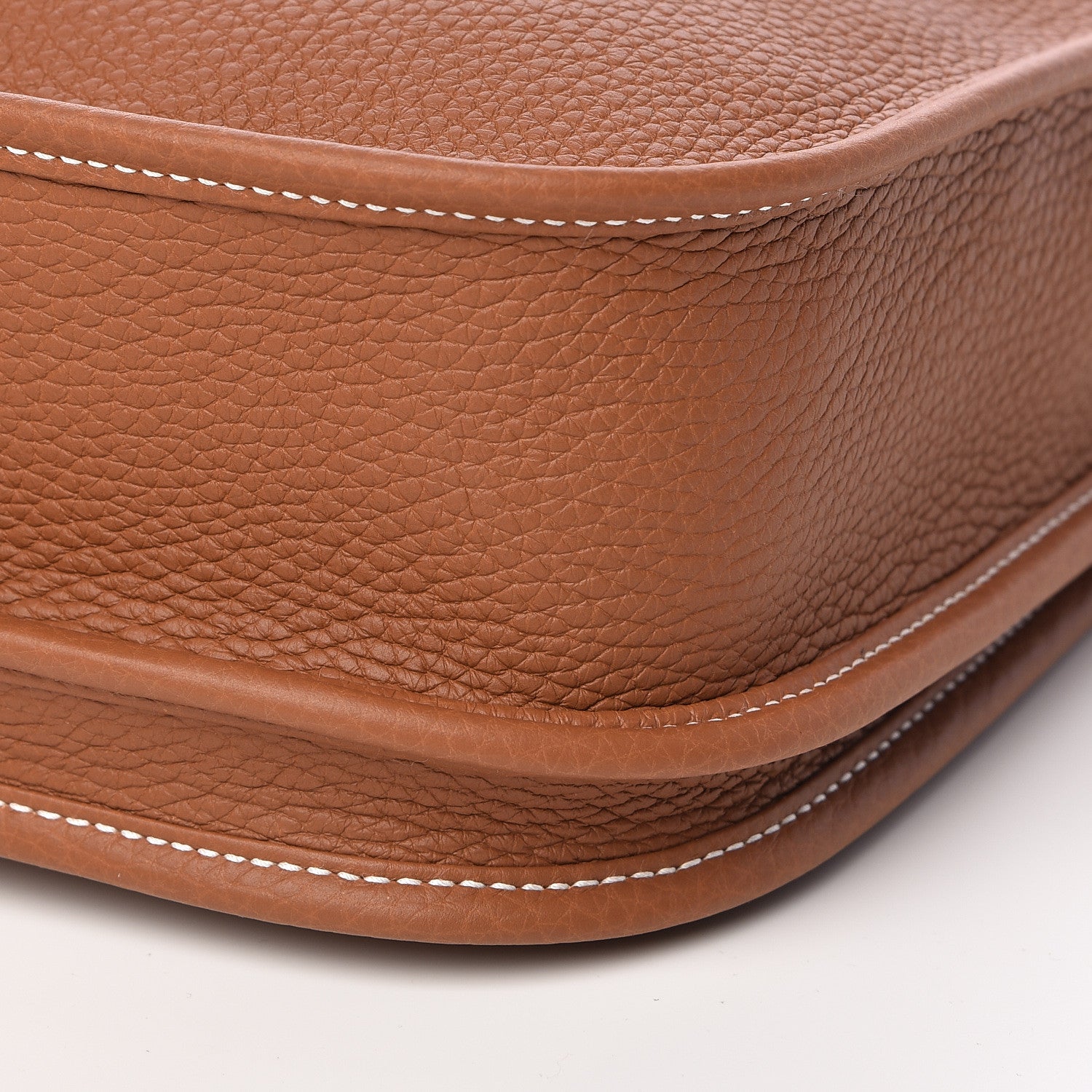 Hermes Taurillon Clemence Evelyne III PM Gold 10 of 11