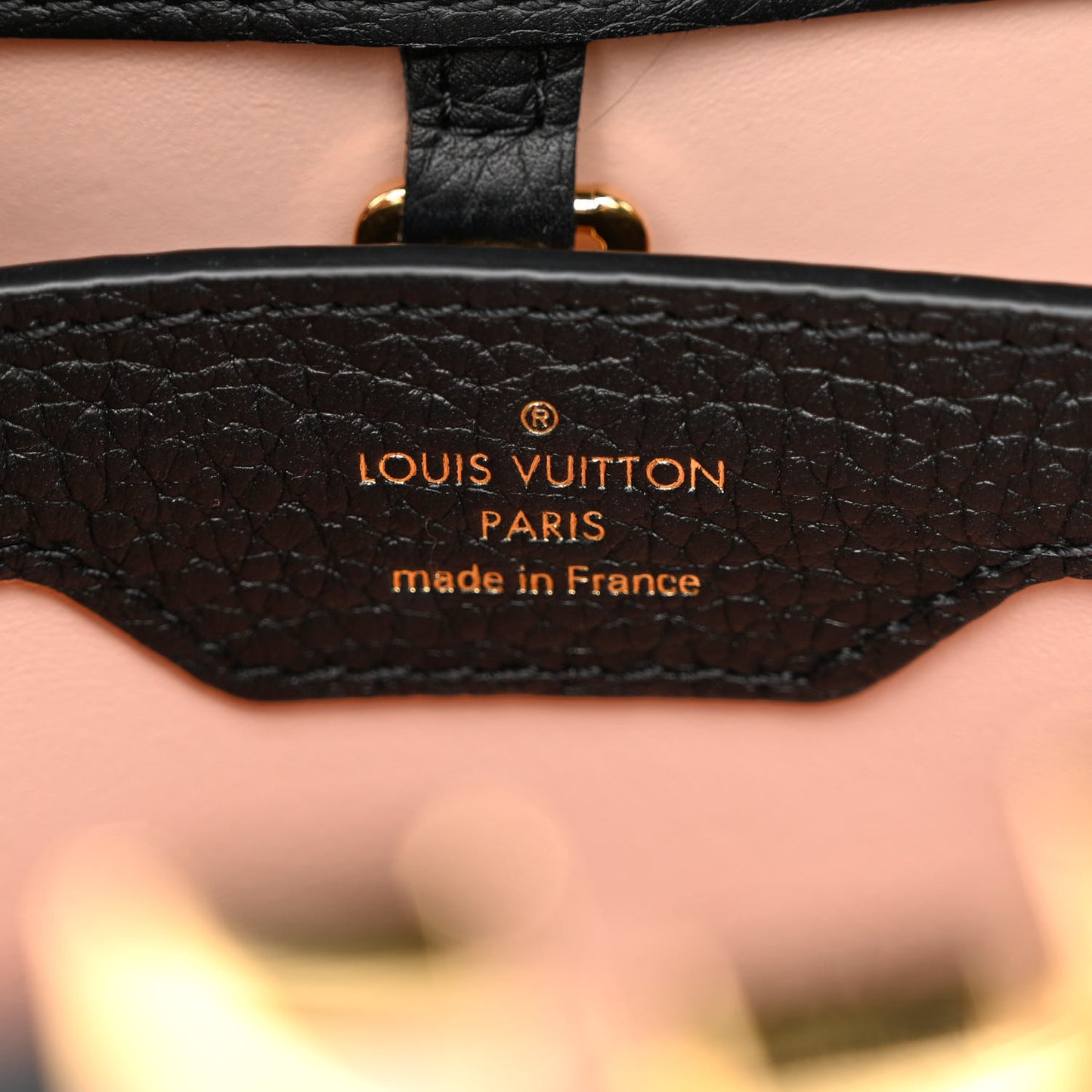 Taurillon Enamel Chain Capucines BB Black Multicolor