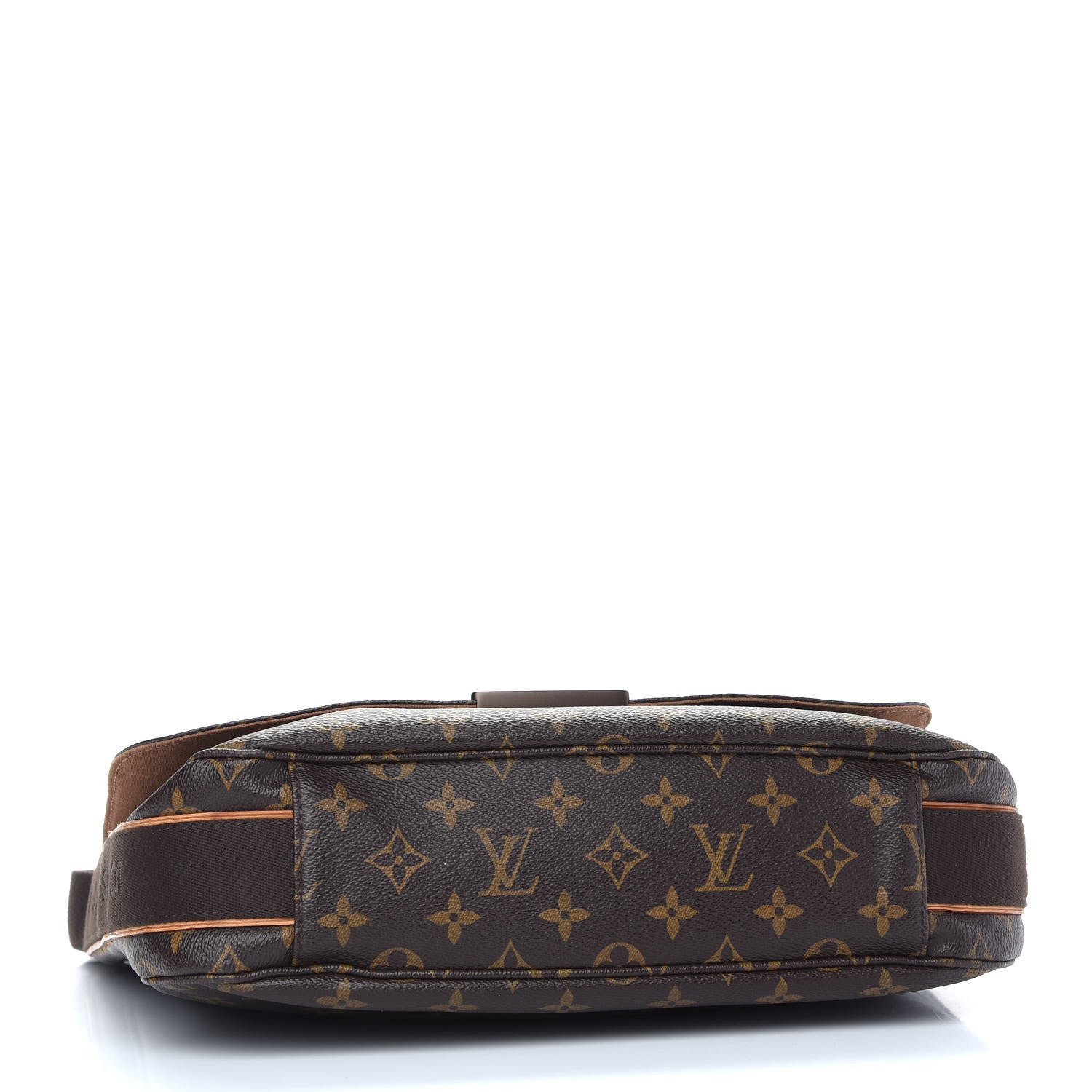 Louis Vuitton Monogram Beaubourg MM Messenger Bag 4 of 8