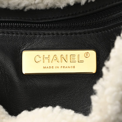 Chanel Crumpled Calfskin Shearling Sheepskin Quilted Medium Chanel 19 Flap Black 5 of 9