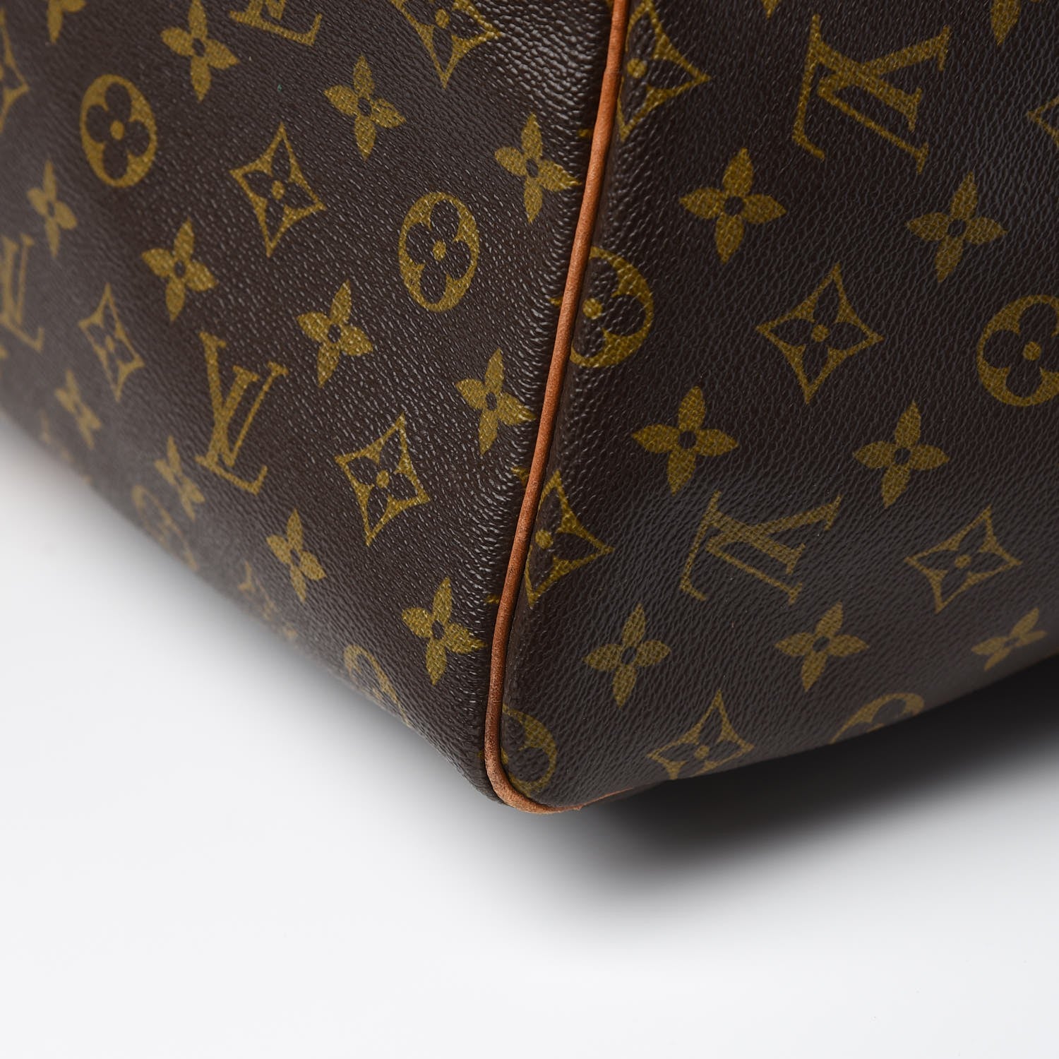Louis Vuitton Monogram Keepall 60 21 of 21