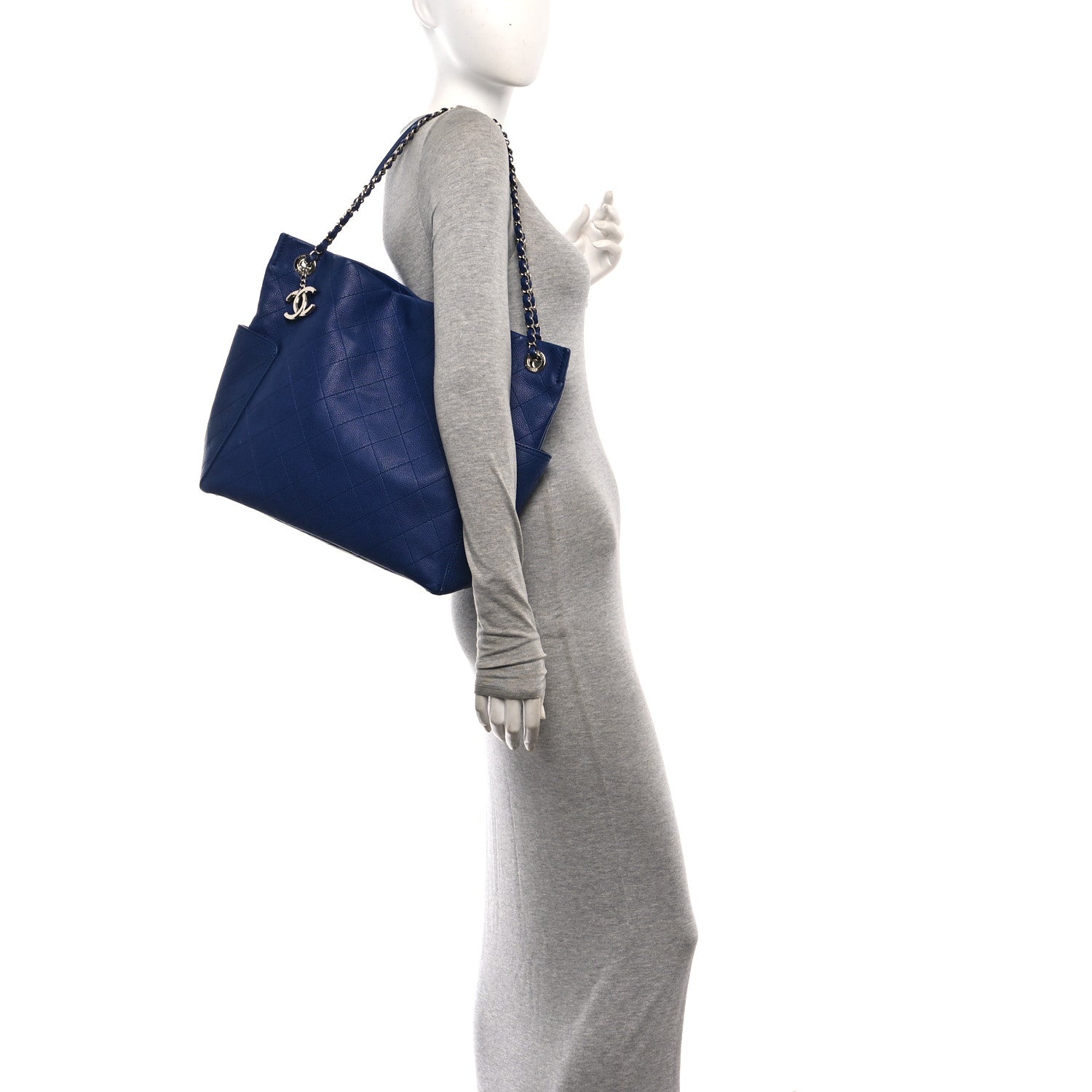 Chanel Grained Calfskin Stitched CC Pocket Tote Navy Blue 2 of 10