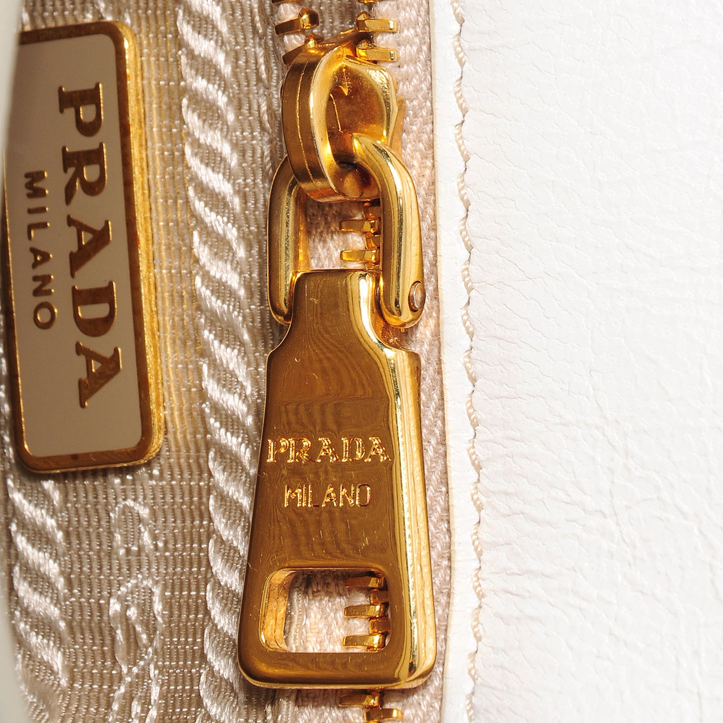 Saffiano Vernice Crossbody Flap Bag Bianco