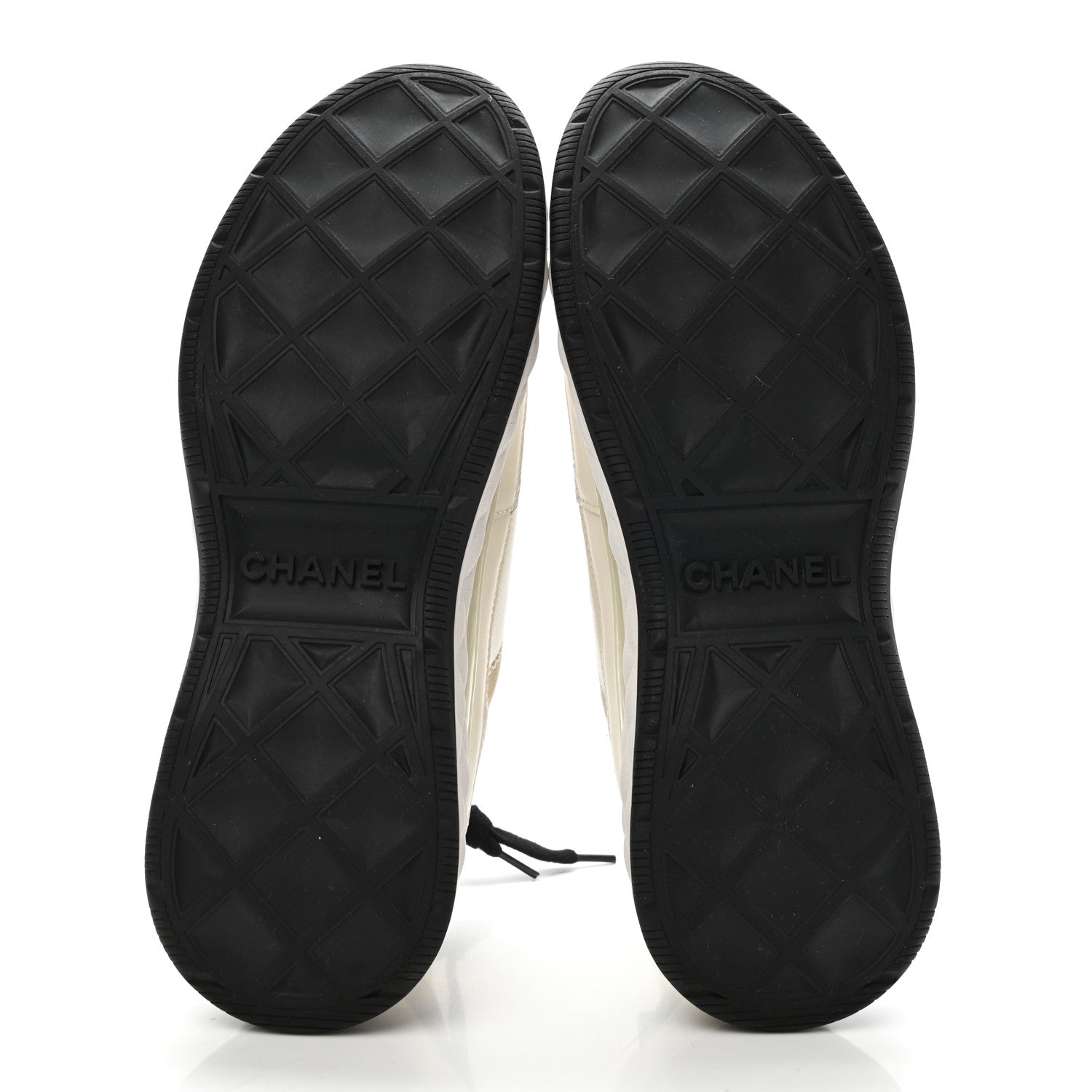 Chanel Velvet Calfskin Mixed Fibers CC Sneakers 40 Ivory Black 5 of 9
