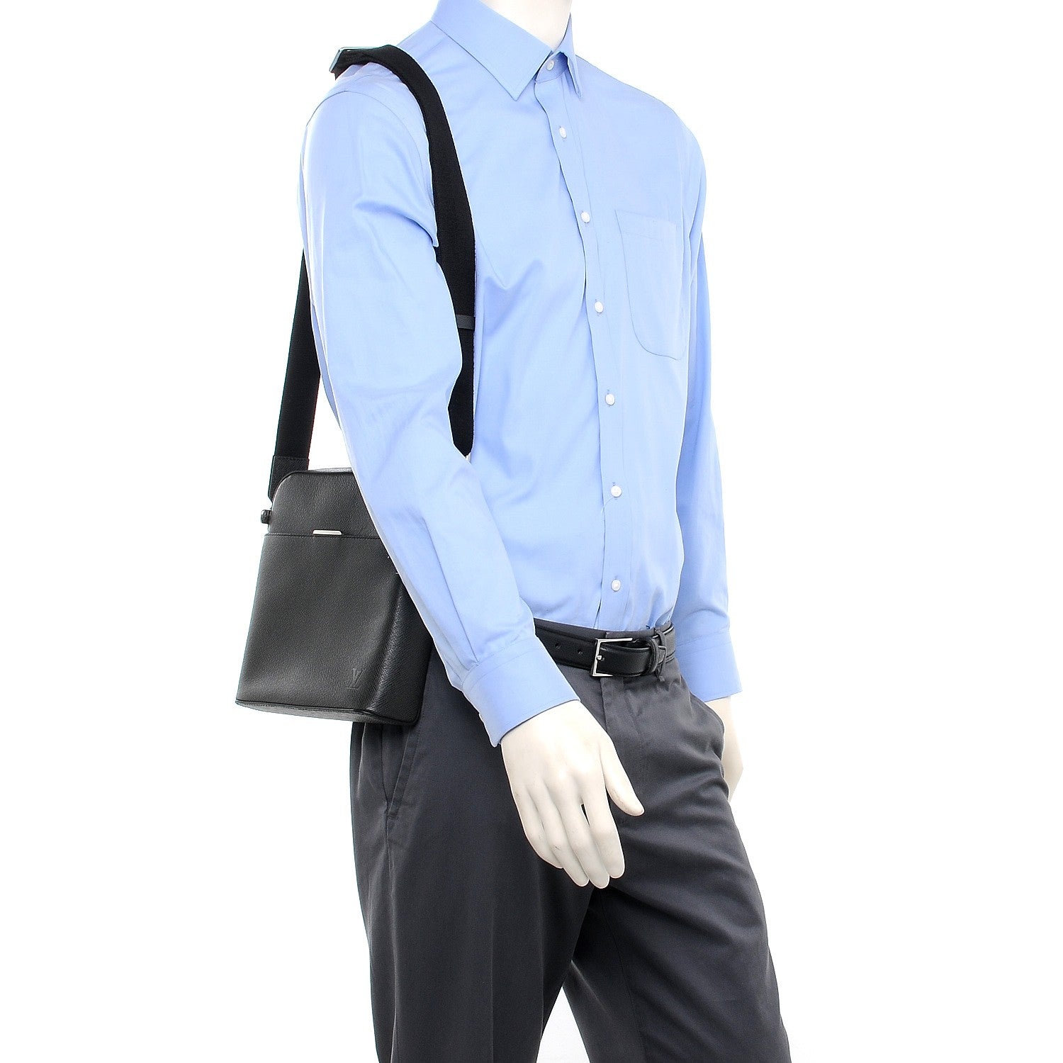 Louis Vuitton Taiga Anton Pochette Ardoise 2 of 7