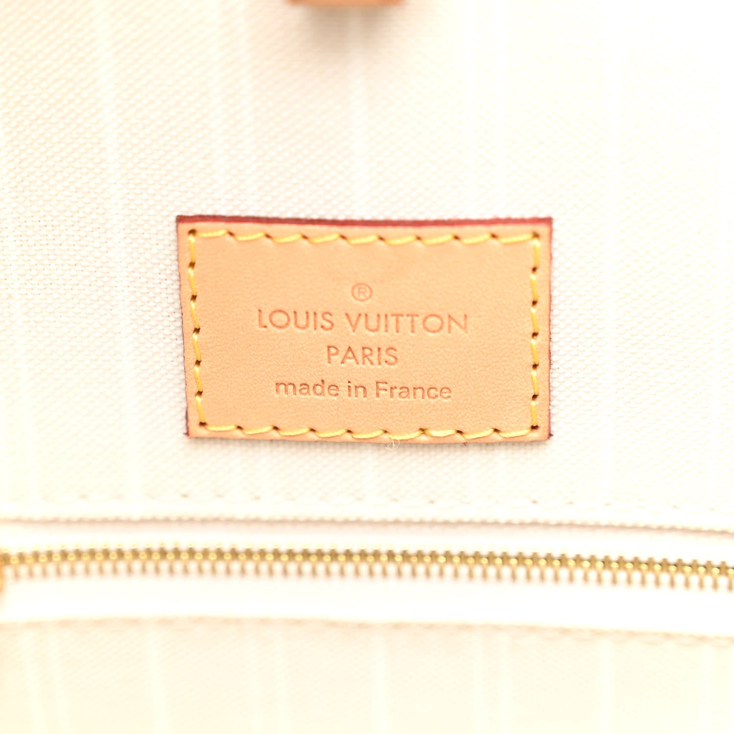 Louis Vuitton LOUIS VUITTON Monogram Giant By The Pool OnTheGo GM Brume 6 of 9
