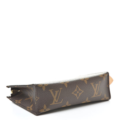 Louis Vuitton Monogram Toiletry Pouch 15 4 of 7