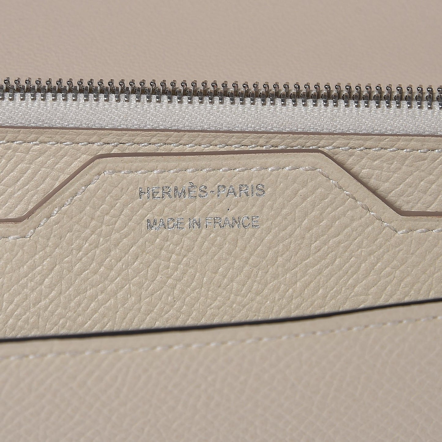 Epsom Passant Long Wallet Craie