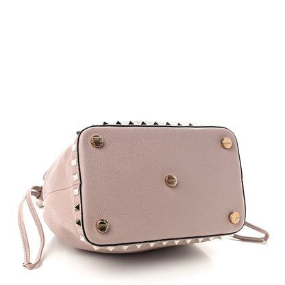 Valentino Garavani Pebbled Calfskin Small Rockstud Bucket Bag Poudre 5 of 8
