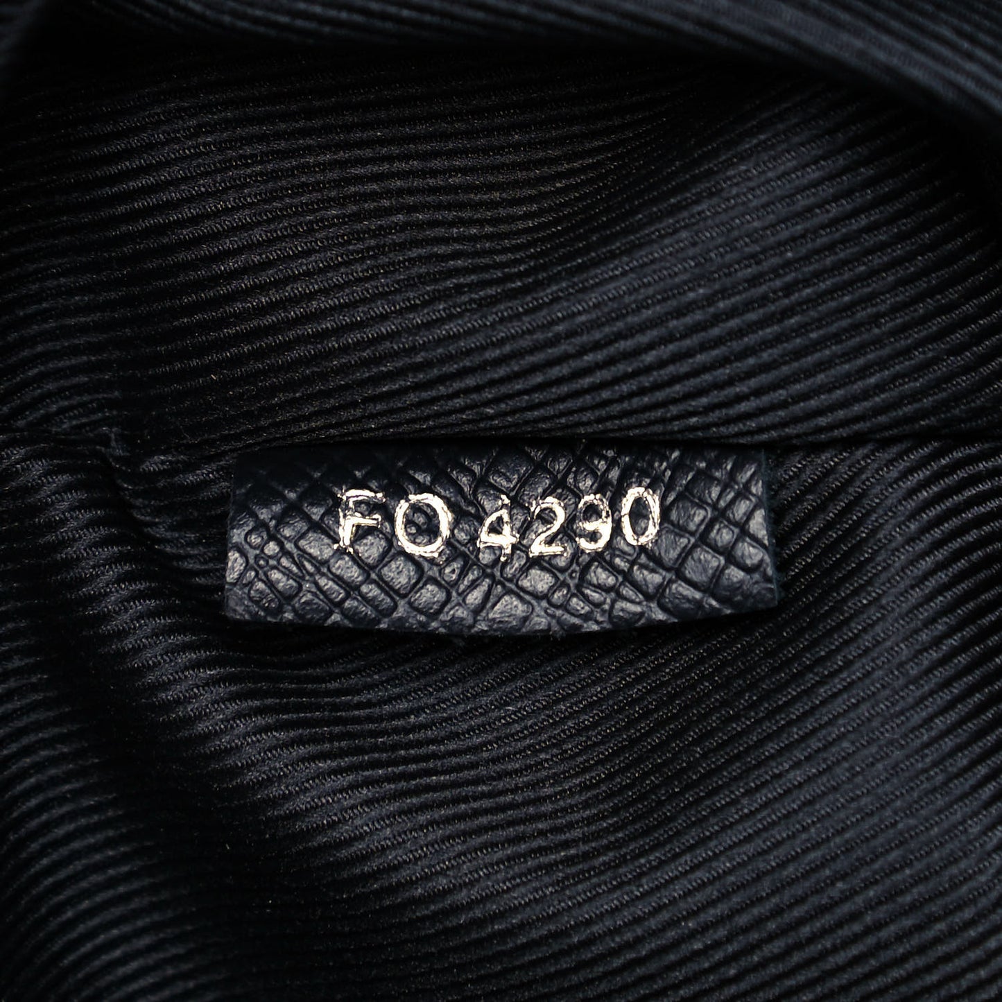 Taiga Monogram Eclipse Outdoor Messenger Black
