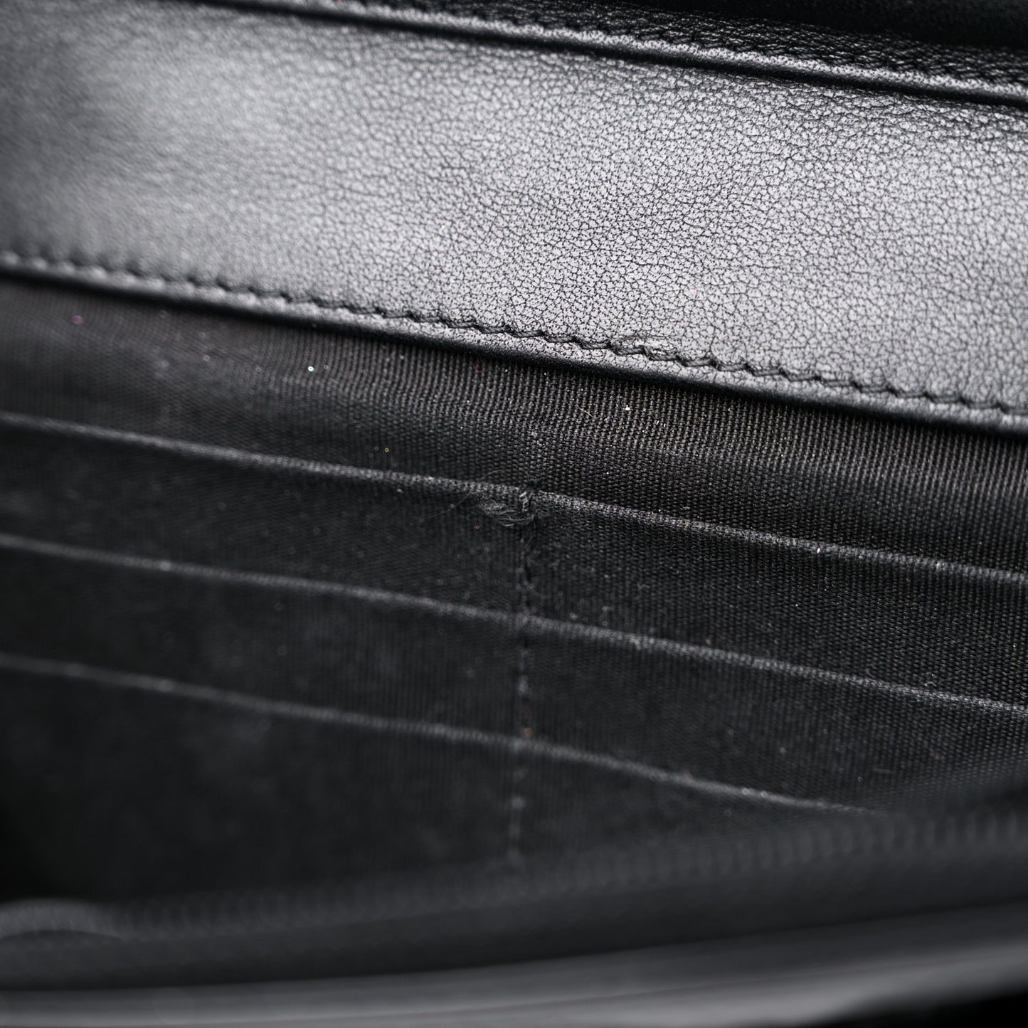 Patent Quilted Brilliant Wallet On Chain WOC Black