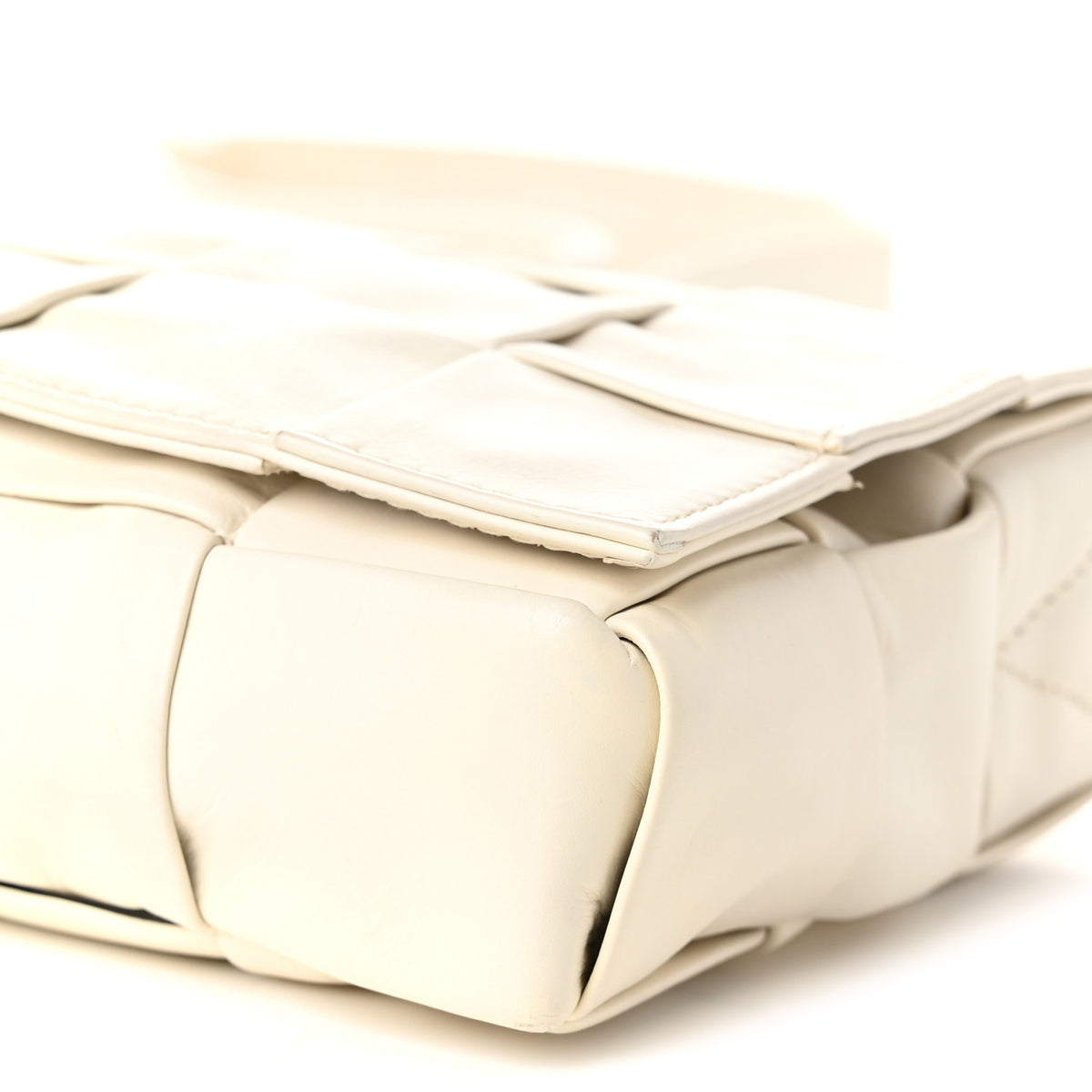 Paper Calfskin Intrecciato Stretch Cassette Shoulder Bag White