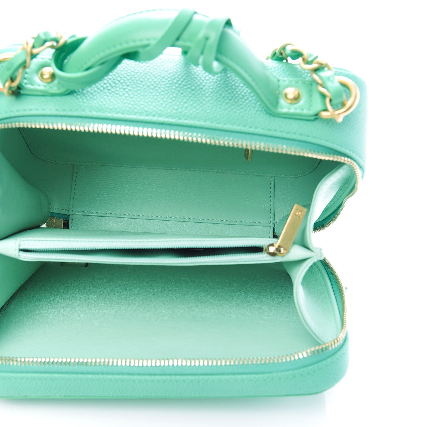 Chanel Caviar Quilted Medium CC Filigree Vanity Case Green 6 of 16
