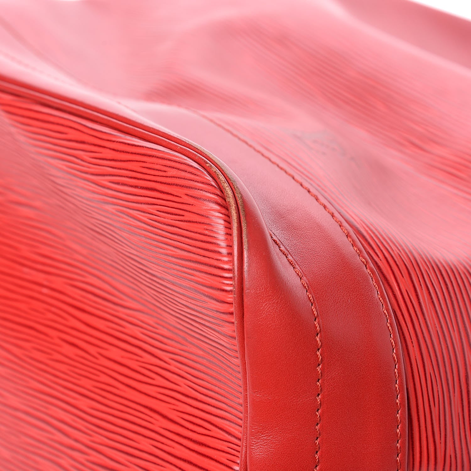 Louis Vuitton Epi Noe Castillan Red 11 of 11
