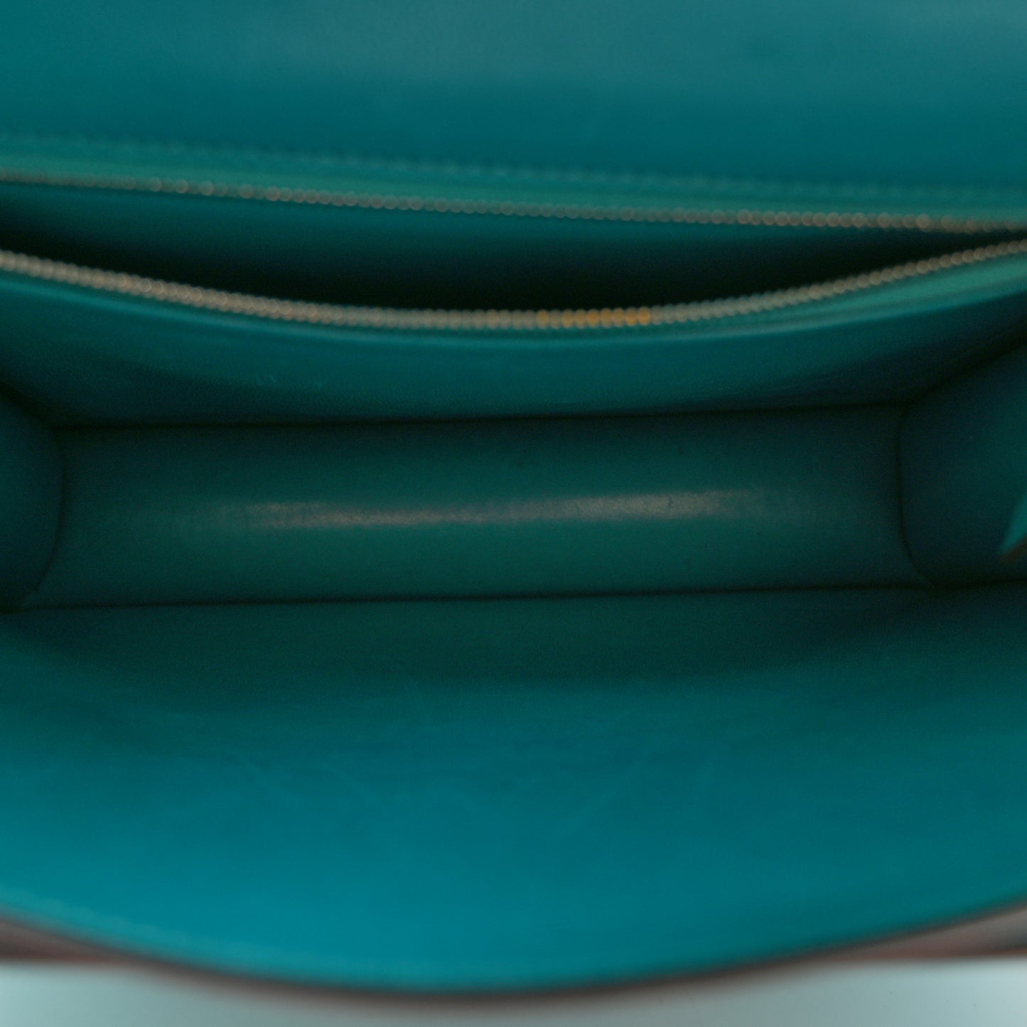 Epsom Constance 24 Bleu Paon