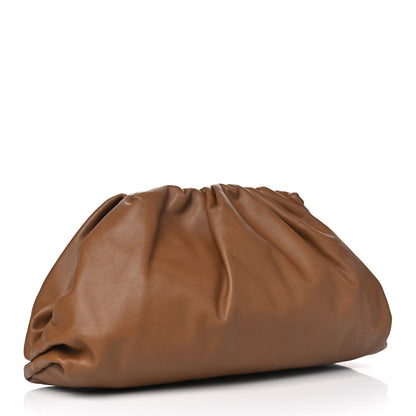 Bottega Veneta Smooth Butter Calf The Pouch Oversized Clutch Cammello 2 of 5