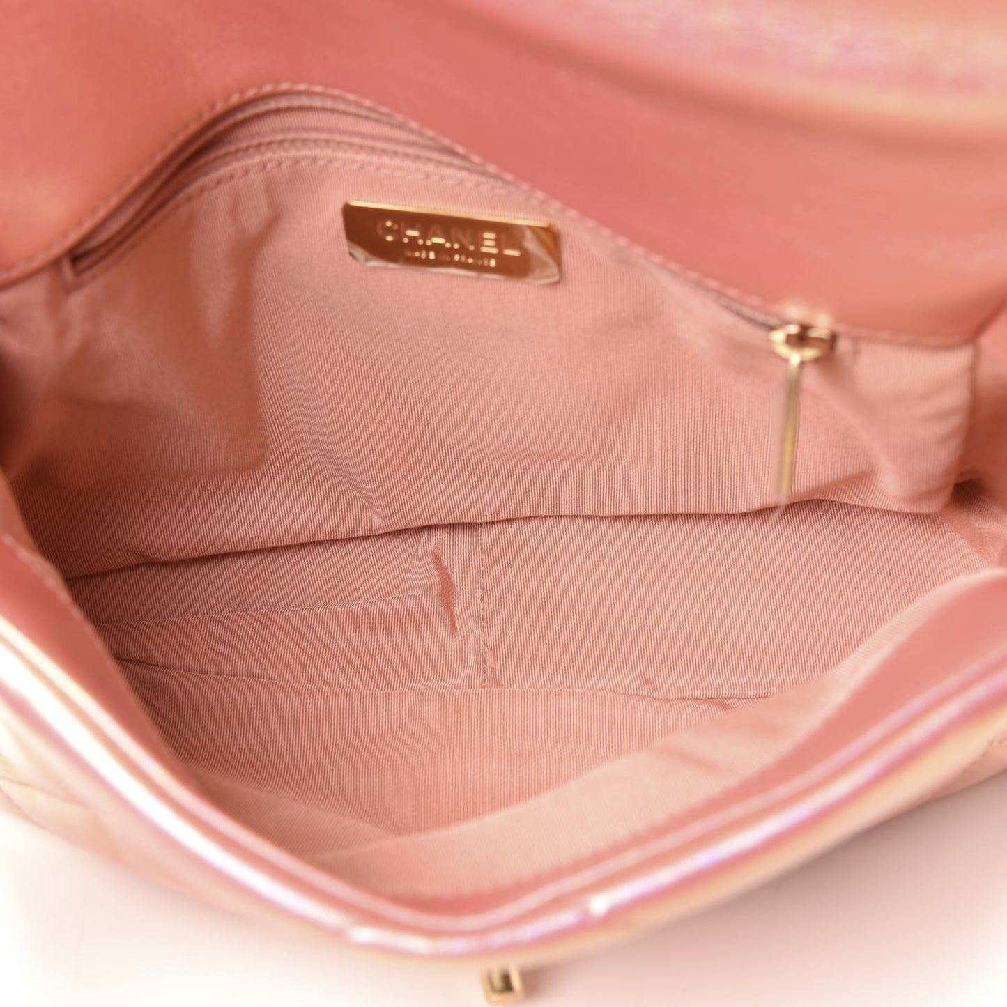 Iridescent Calfskin Quilted Medium 19 Flap Pink