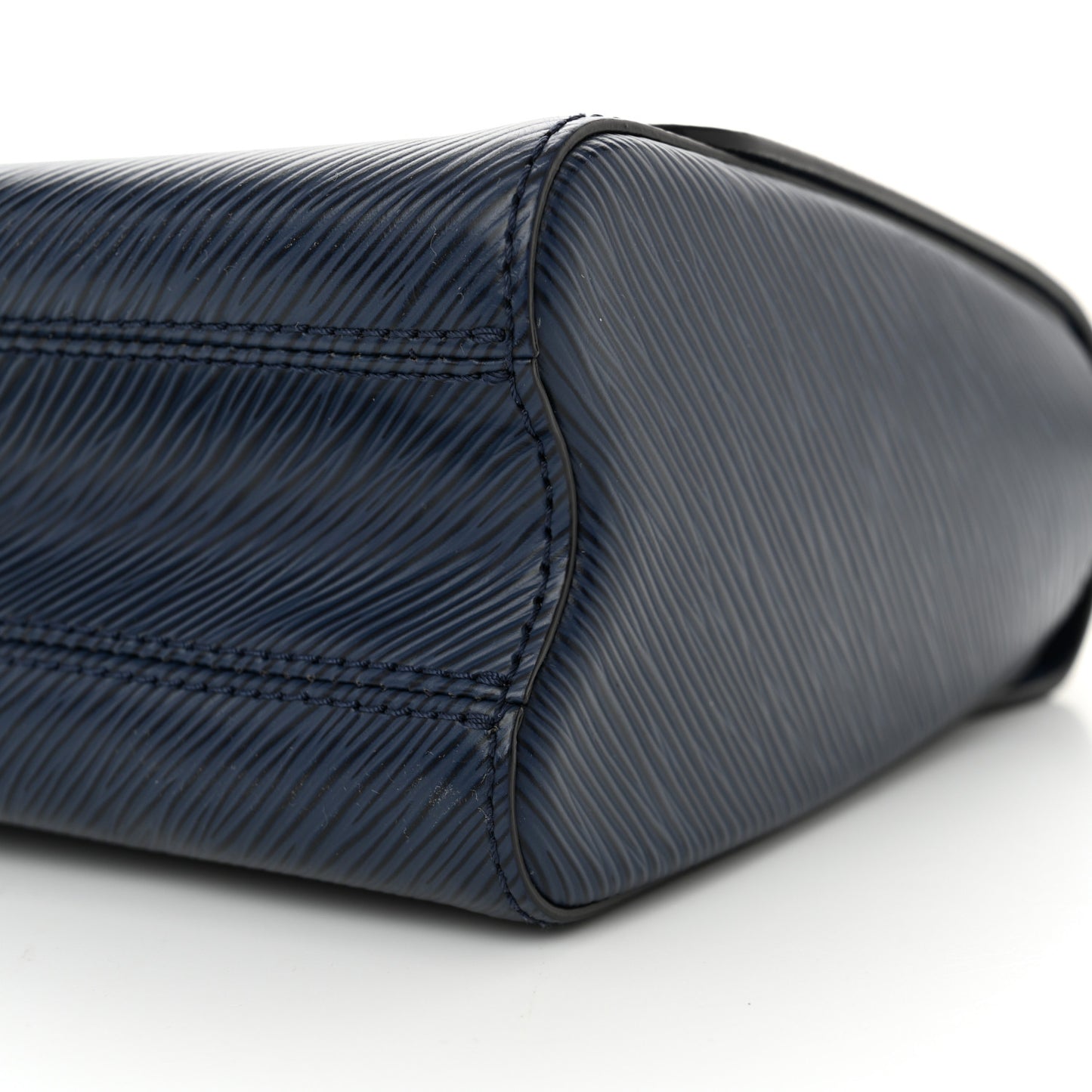 Epi Twist Shoulder Bag MM Indigo