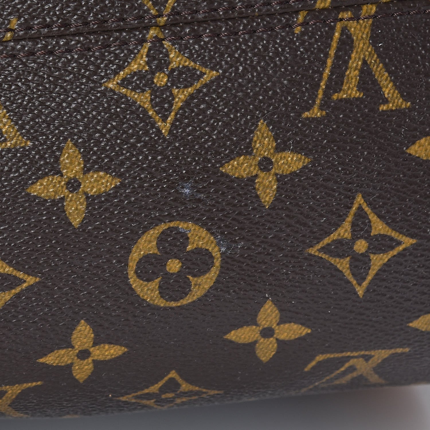 Louis Vuitton Monogram Totally MM 14 of 16