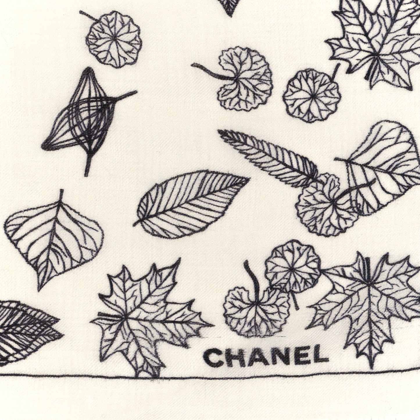 Cashmere CC Logo Leaves Scarf White Black