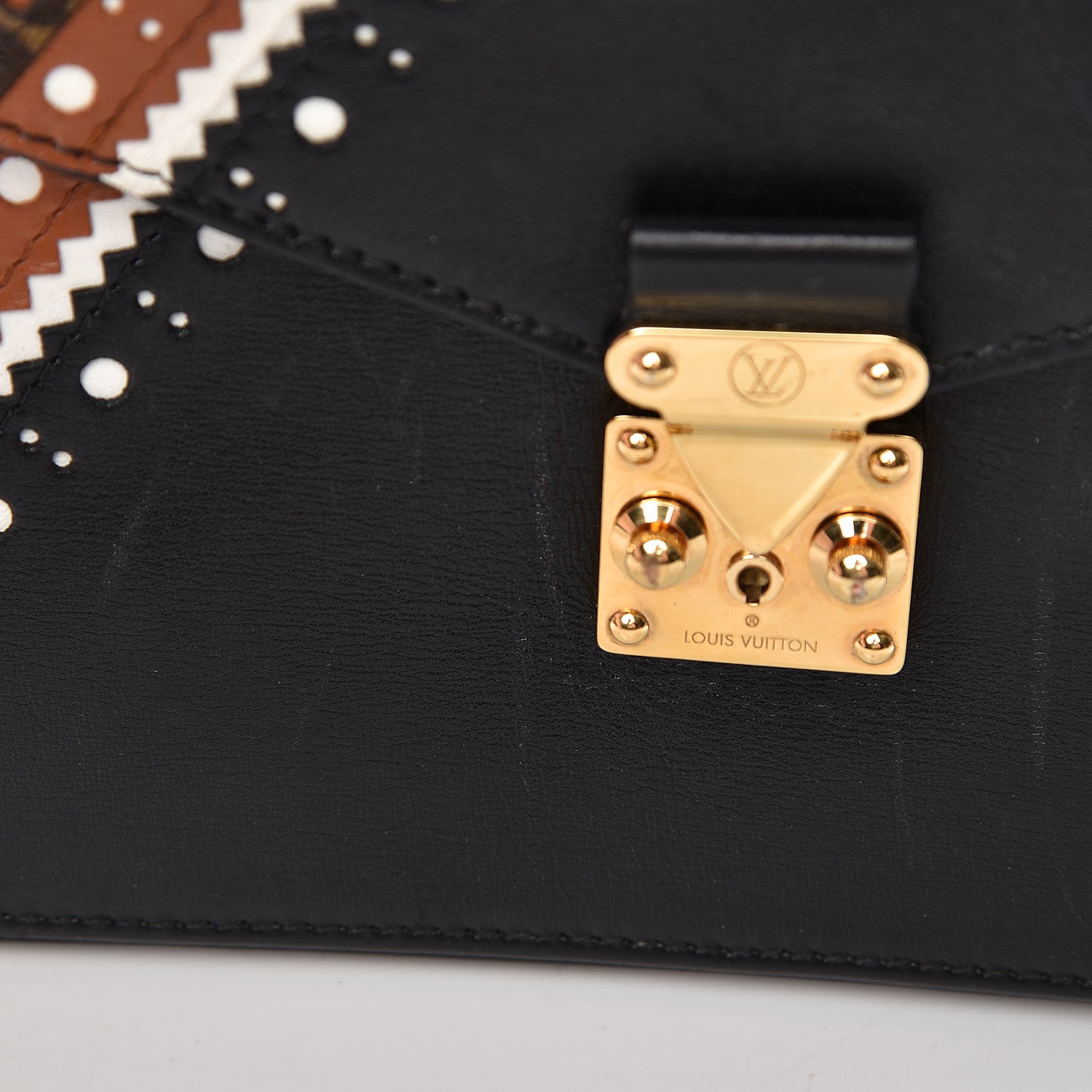 Louis Vuitton Monogram Pochette Metis MM 10 of 17