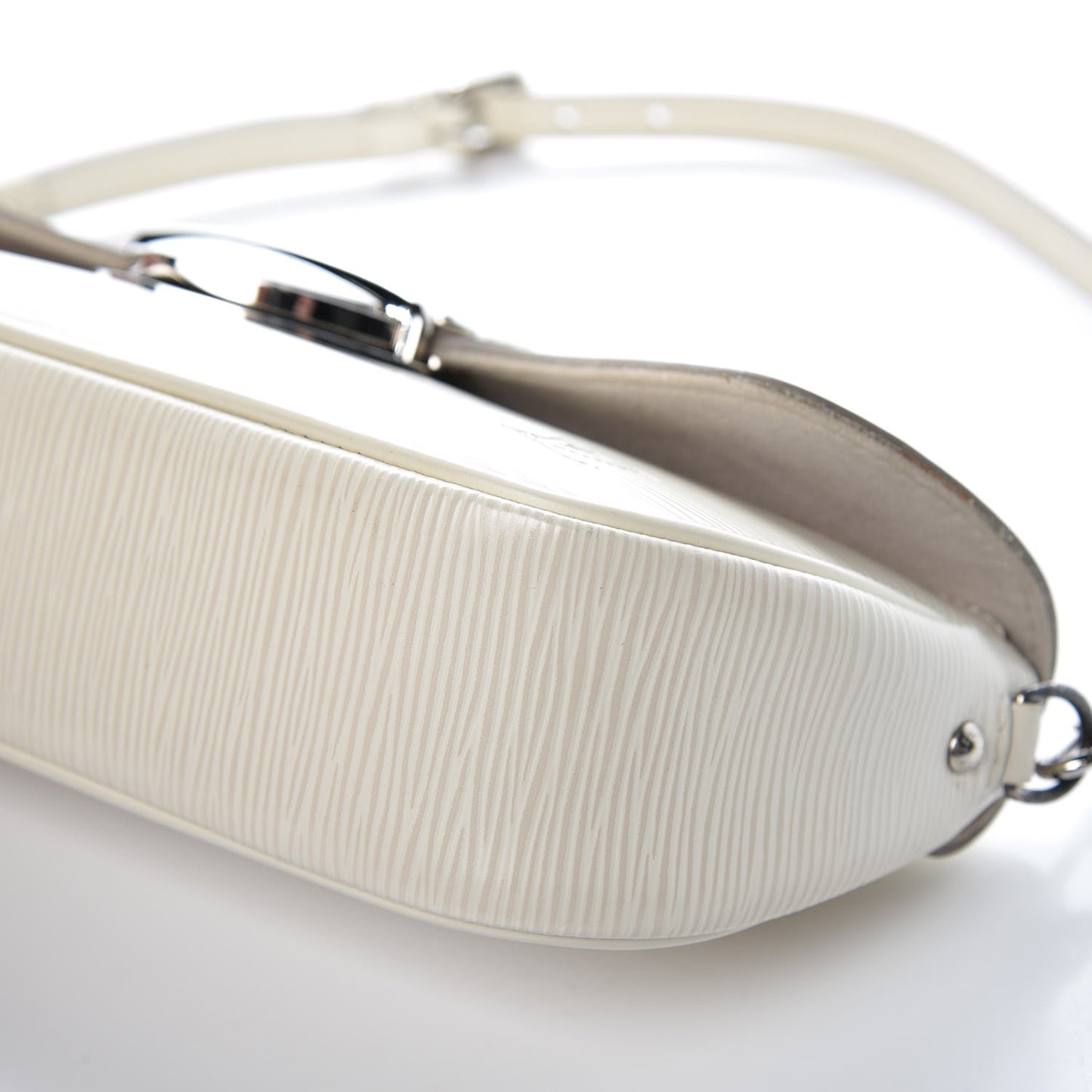 Epi Montaigne Clutch Ivory