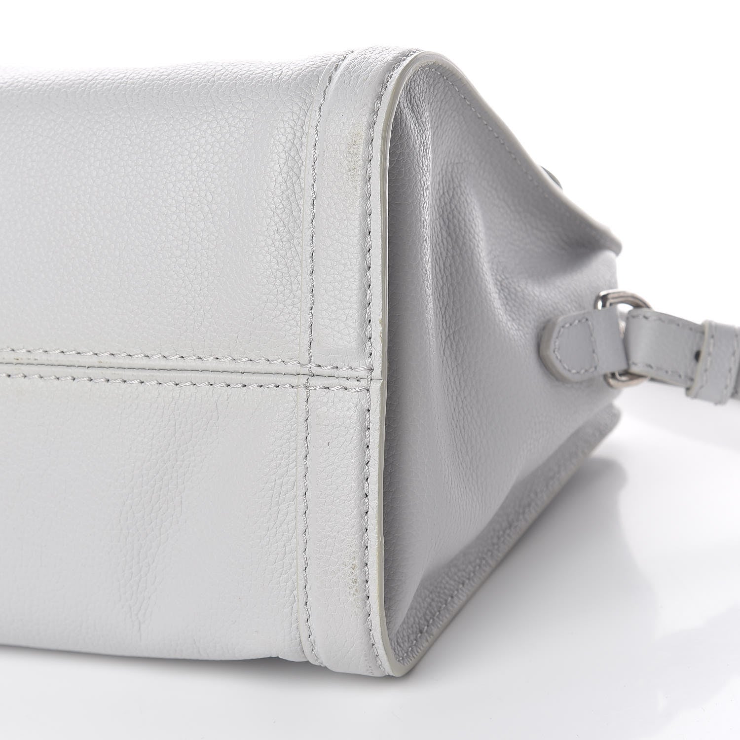 Alexander McQueen Pebbled Calfskin Small Skull Padlock Zip Around Tote Light Grey 10 of 14