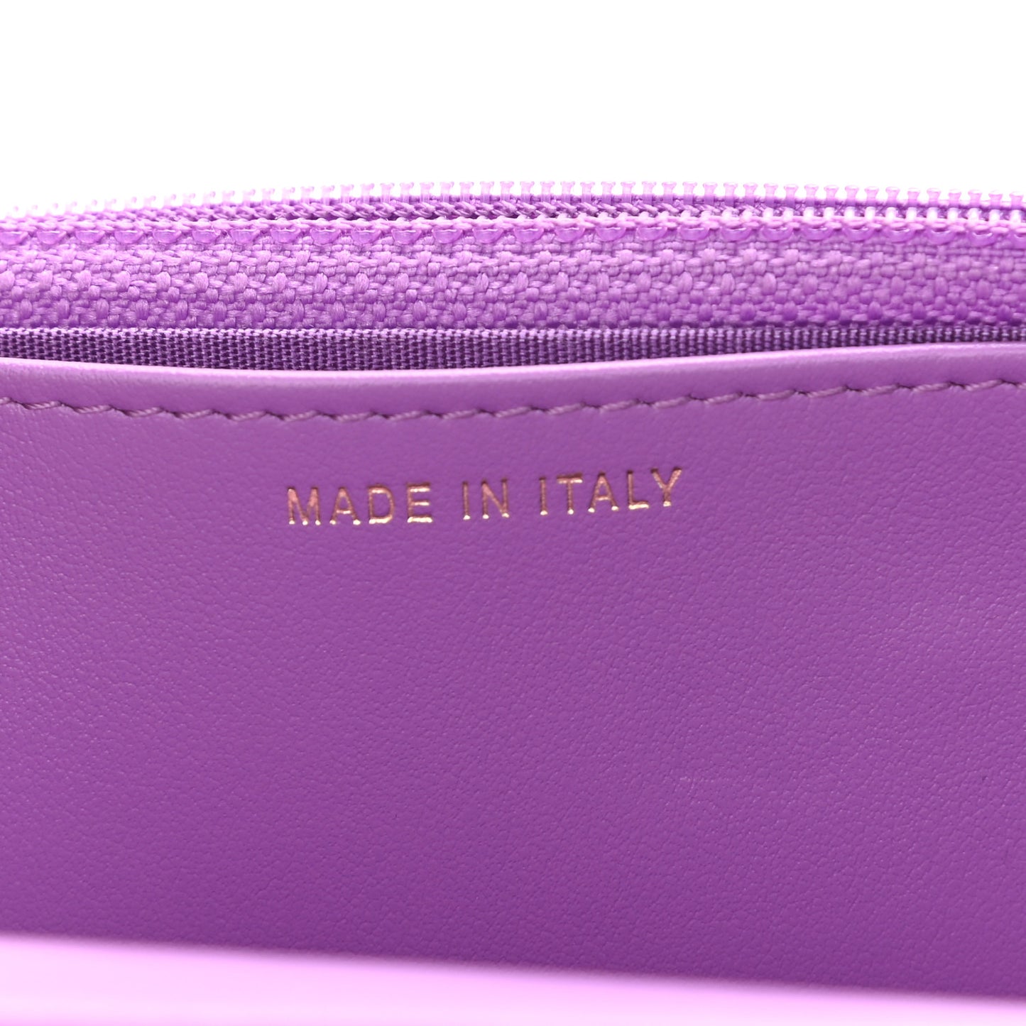 Caviar Quilted CC Filigree Wallet On Chain WOC Purple