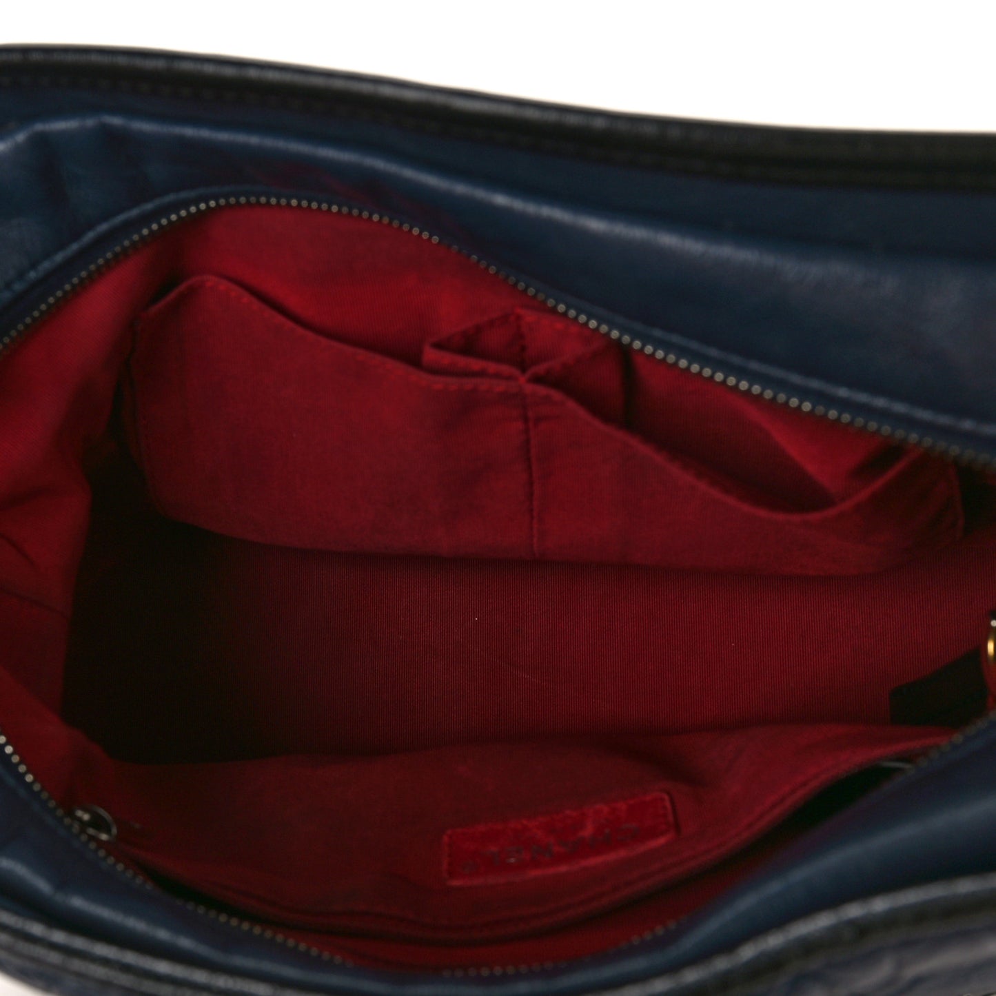 Aged Calfskin Quilted Medium Gabrielle Hobo Navy Black