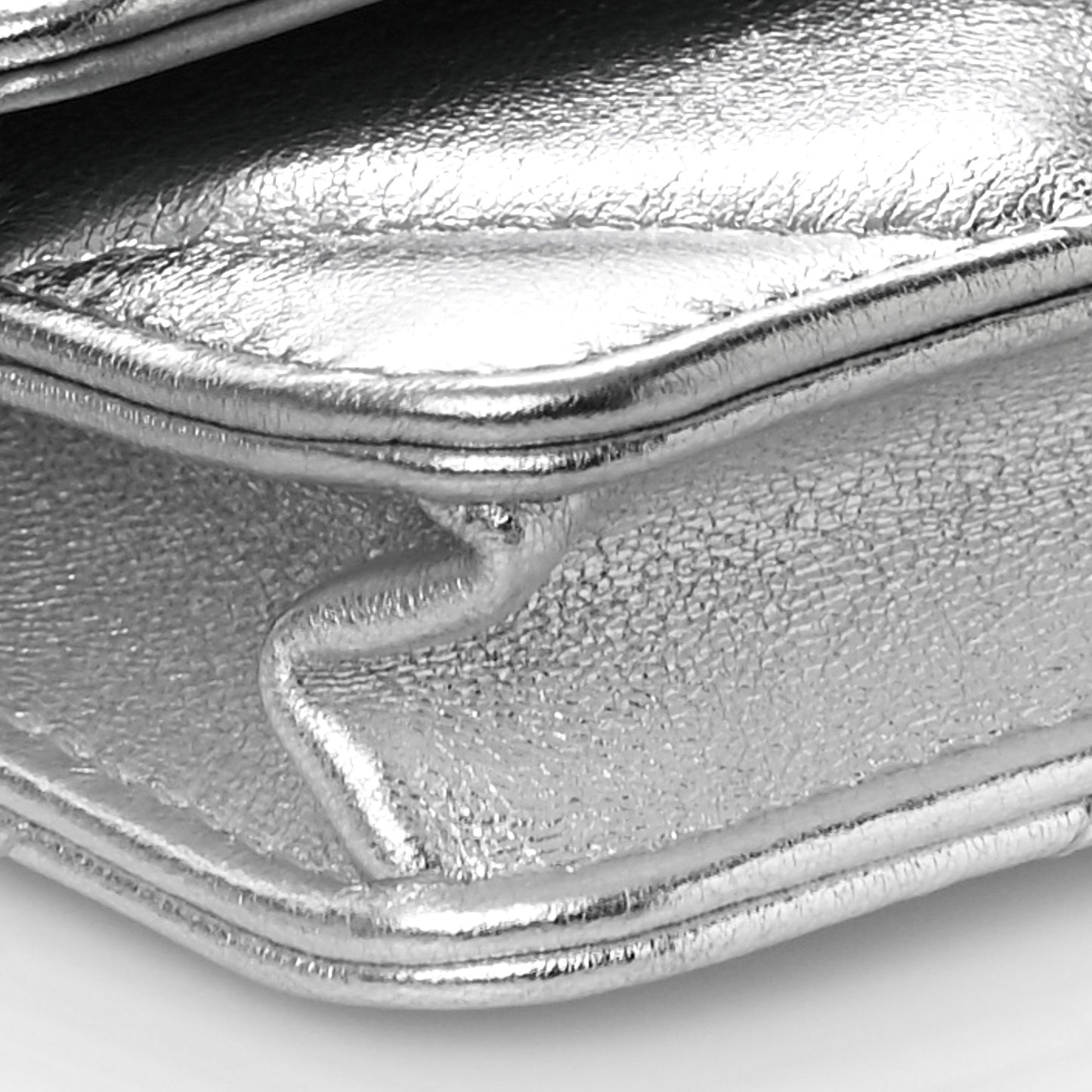 Metallic Lambskin Quilted Chanel 19 Flap Purse Vanity With Chain Silver