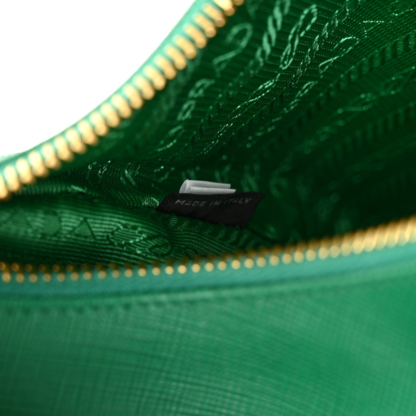 Saffiano Lux Re-Edition 2005 Shoulder Bag Mango