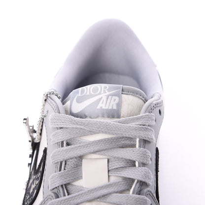 Christian Dior X NIKE AIR JORDAN Calfskin Mens Oblique Low Sneakers 40 Beige White 5 of 12